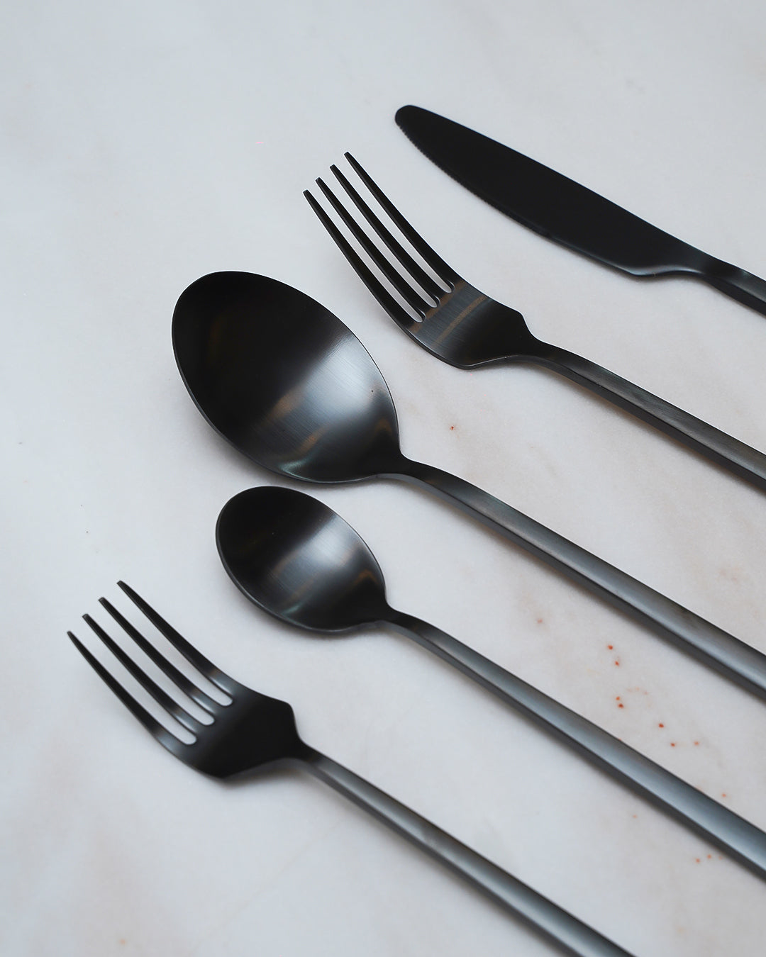 20pcs Matte Black Cutlery Set