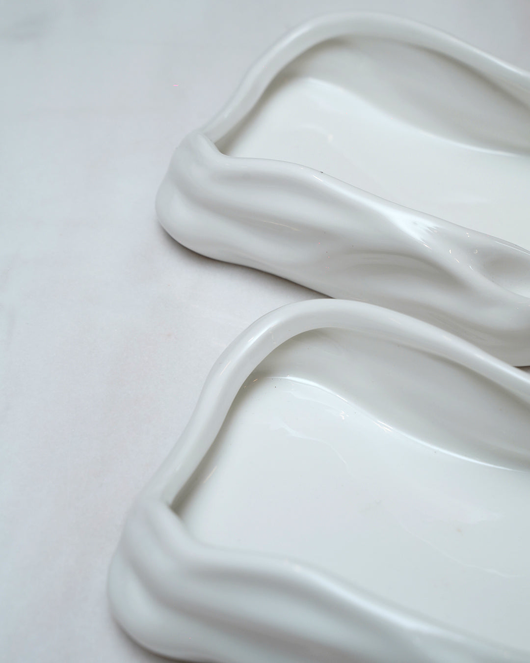 Wavy Edge Ceramic Tray