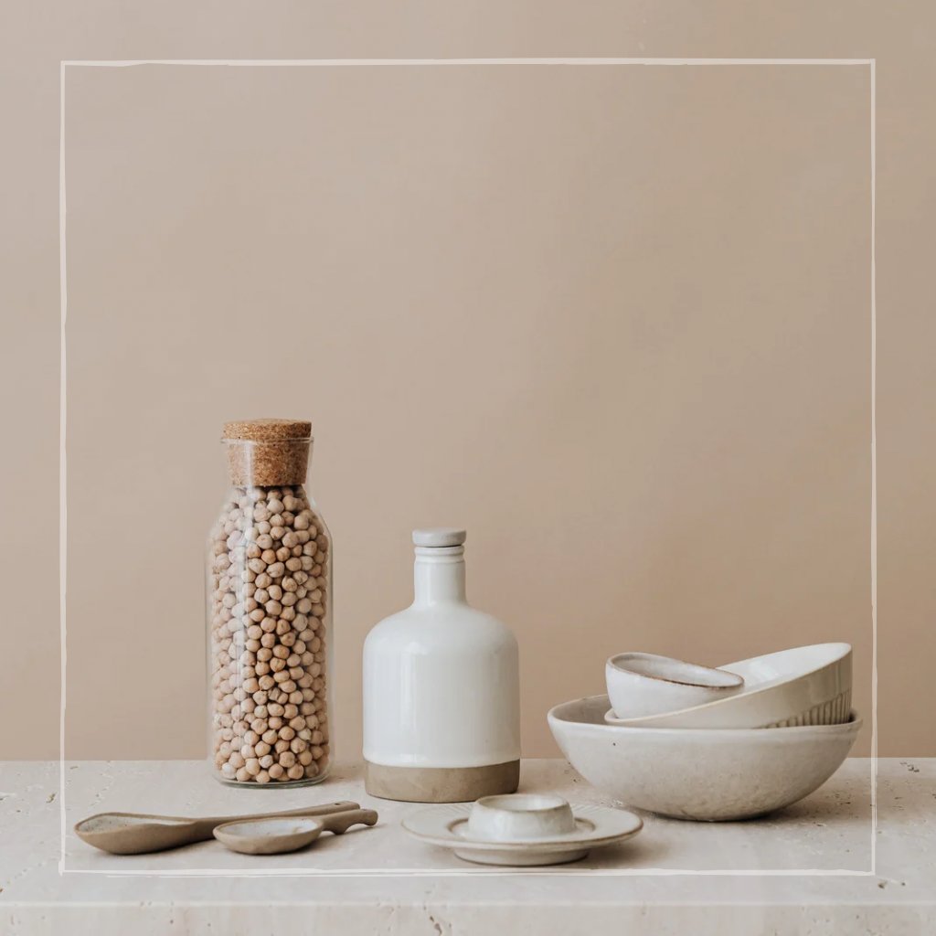 Kitchen & Dining