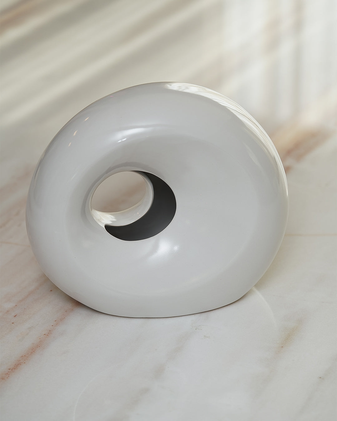 Ceramic Moon Tissue Holder