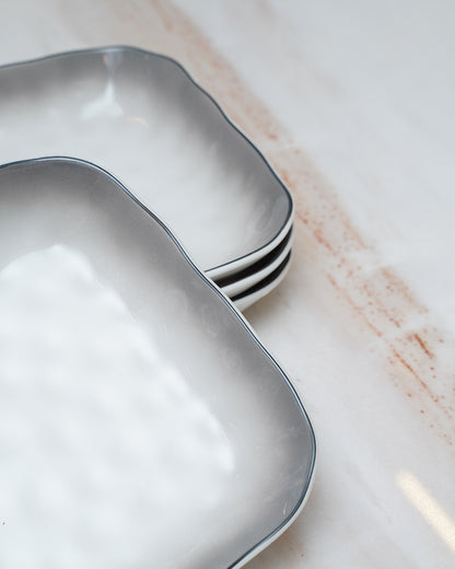 Serving Plate Set