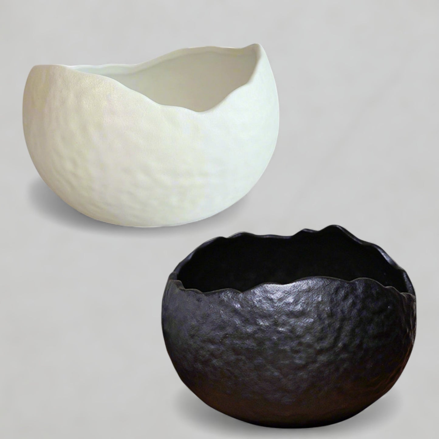 Cracked Edge Bowl (BLK/WHT)