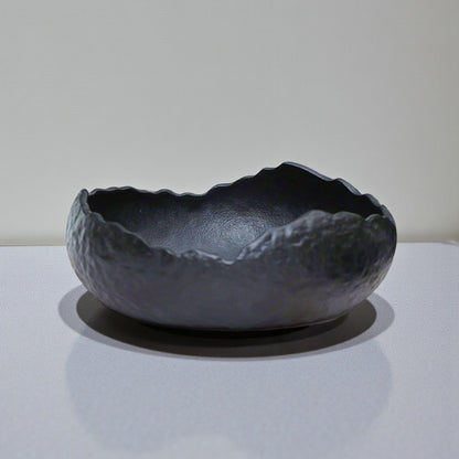 Sculptural Plate (BLK/WHT)