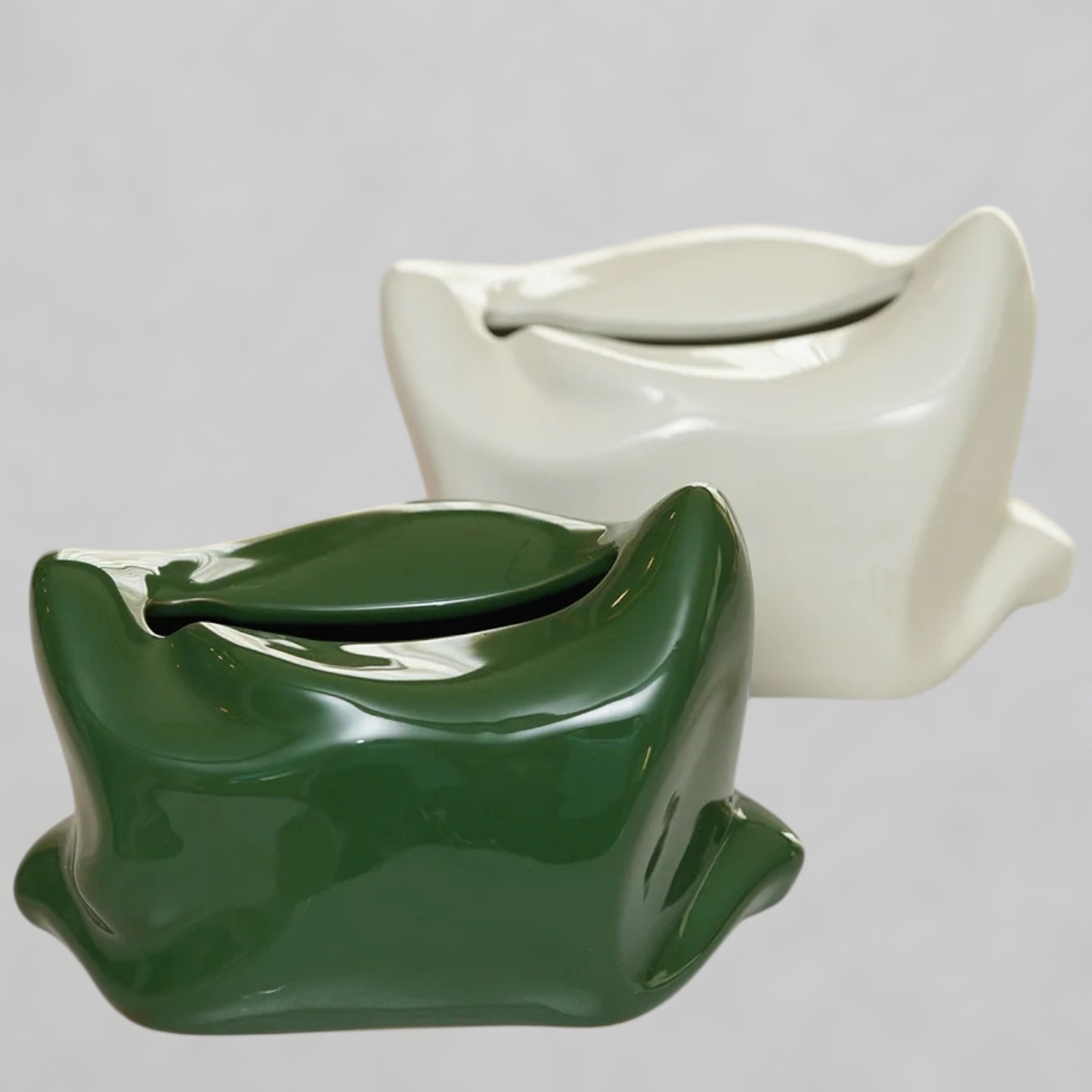 Glossy Ceramic Tissue Holder