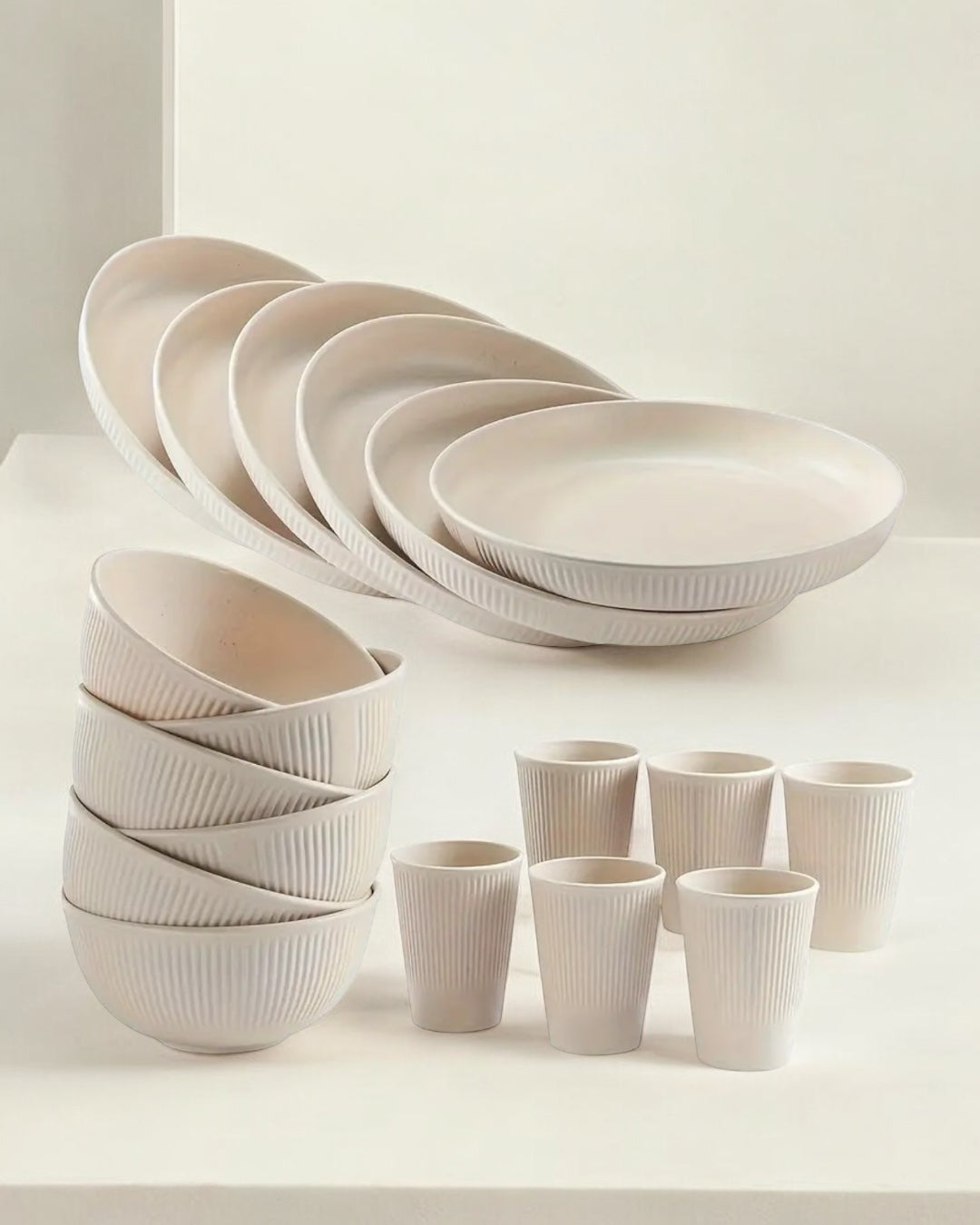 Reusable 18PC Set (BEG/BLK)