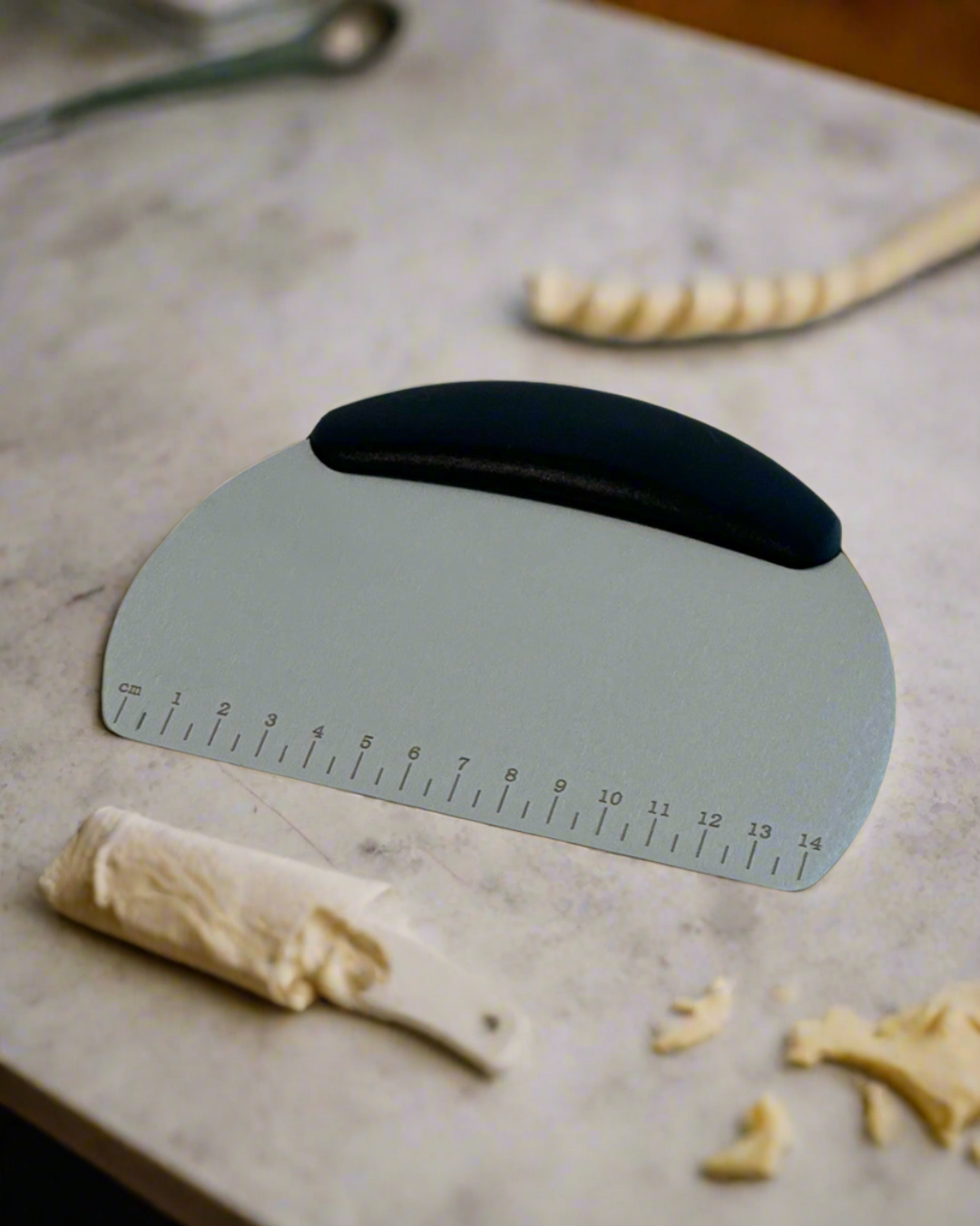 Half-Moon Scraper