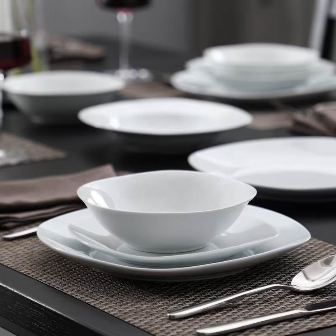 24pc WHT Dinnerware Set
